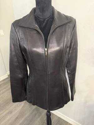 Chaqueta Y2K Jones New York Plisada Negra 100% Cuero. Talla M Foto 1 de 4