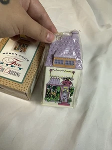 Readers Digest Miniatur Blumenladen Vintage 1993 Haus abnehmbares Dach 2er Set - Bild 1 von 22