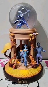 Disney Store Walt Disney's Fantasia Musical Snow Globe Beethoven's 6° LEGGI - Foto 1 di 19