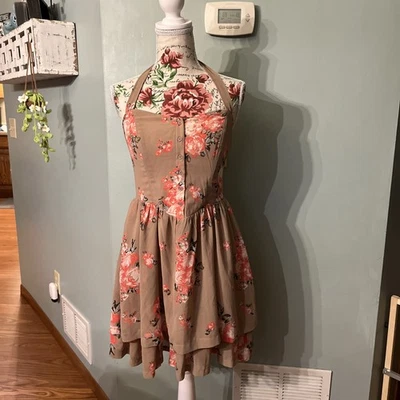 Guess Women’s Floral Dress Size 6 - Image 1 of 4