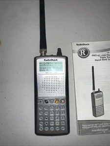 RadioShack Pro-97. 1000 Channel Hand Held Scanner Vintage. Works. - Zdjęcie 1 z 6