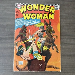 Wonder Woman Nº 168 DC febrero 1967 nunca en un millón de años - Imagen 1 de 24