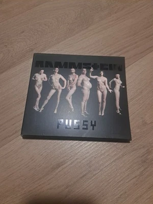 Rammstein "Pussy"  Maxi CD, DIGIPACK mit Poster  - Bild 1 von 4