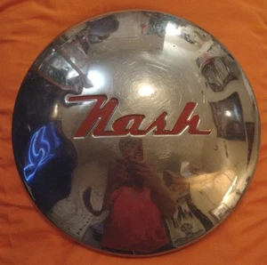 1954 NASH AIRFLYTE CENTER HUB CAP DOG DISH OEM ORIGINAL CONDITION - Picture 1 of 6