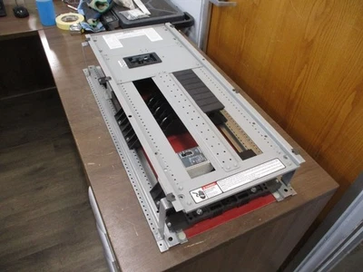 Siemens P2 Main Breaker Panelboard Interior P2A30QJ125FTS 125A Main 225A Max 1Ph - Image 1 of 4