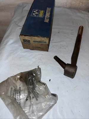 Moog ES403R Outer Tie Rod 1971-76 Chevrolet Caprice Impala LeSabre Electra. - Image 1 of 3