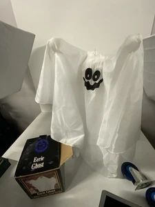 Gemmy unheimlich kreischender Geist Halloween schüttelt stöhnt-berührung aktiviert LESEN - Bild 1 von 8