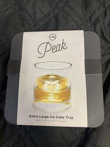 W&P Peak Silicone Extra Large Cube Ice Tray w/ Protective Lid - Charcoal NEW - Picture 1 of 3