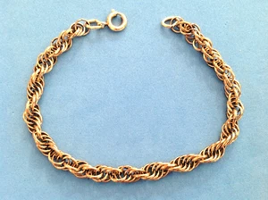 Gold filled spiral link chain bracelet Uni sex. 7” long - Picture 1 of 3