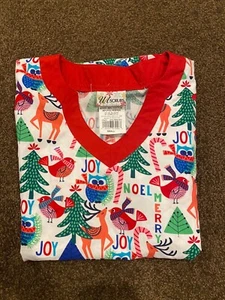 HOLIDAY SRUB TOPS BASICALLY BRAND NEW, SIZE MEDIUM/LARGE - Picture 1 of 8