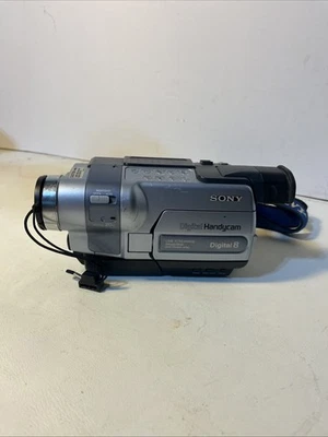 Sony Handycam DCR-TRV250 Digital-8 Camcorder For Parts Or Repair Only A10 - Image 1 of 4