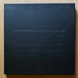 Muse – The Resistance CD / DVD / 2X Vinyl LP / Memory Stick ltd. ed. box set '09 - Foto 1 di 7
