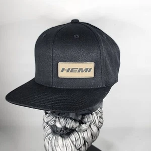 New Side Hemi Hat Flexfit 110 Snapback Leatherette Hat Patch Mopar - Foto 1 di 10