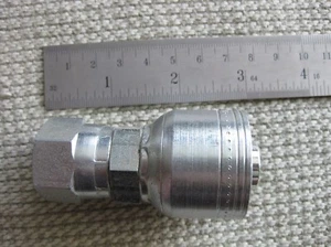 Menge 9 Eaton hydraulische schwenkbare Crimp auf Schlaucharmaturen 10 weiblich Made in USA - Bild 1 von 8
