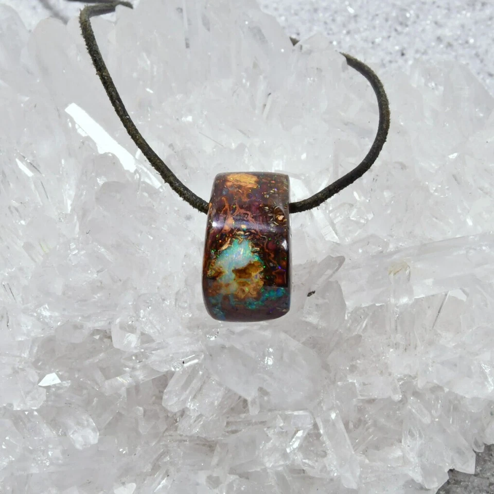 Boulder Opal Anhänger, Edelsteinanhänger (13118), ohne Fassung, gebohrt - Bild 1 von 1