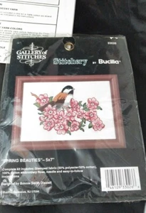 Kit Bordado Costura 33026 Bucilla Primavera Bellezas Pájaro y Flores Nuevo Abierto - Imagen 1 de 4