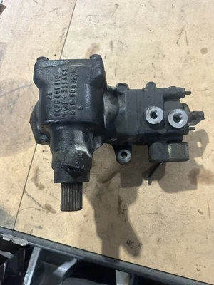 CAJA DIRECCIÓN HIDRÁULICA BMW E38 SERIE 7 V8 ORIGINAL USADA - 735i 740i 3.5L 4.4L Foto 1 de 4