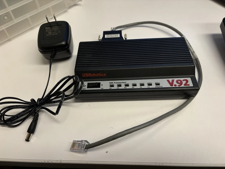 US Robotics 56K V.92 Fax Modem 5686G 64-005686-06R - Image 1 of 1
