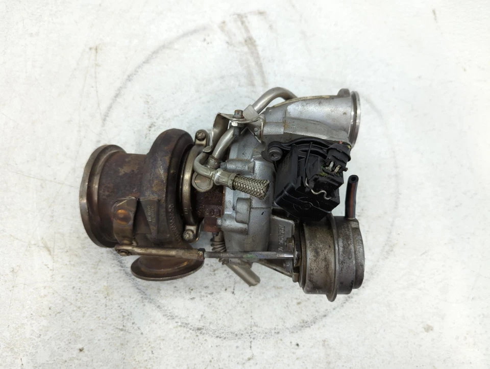 Bmw 650i 2012-2012 turbocompresor turbo cargador supercargador KSBU6 Foto 1 de 4