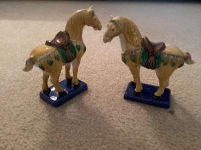 Chinese Tang Dynasty Style Sancai Glazed Ceramic Horse Statue figurine - Image 1 of 4