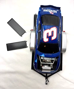 NASCAR 2002 1:64 OREO 3 CHEVY MONTE CARLO DALE WONHARDT JR. con remolque - Imagen 1 de 8
