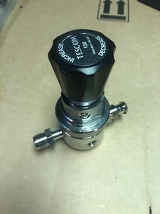 Tescom 64-3242TRK31 Manual Regulator 100PSIG Max Output CLEAN ROOM - Picture 1 of 9