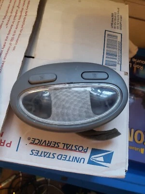 04-08 Suzuki Forenza Front Interior Dome Map Reading Lights Lamps Gray 96206561 - Image 1 of 2