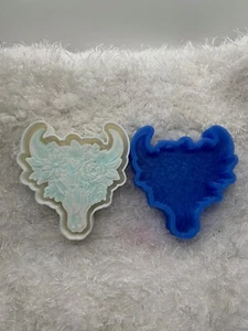 Molde de silicona floral de calavera de vaca coche Freshie! - Imagen 1 de 1
