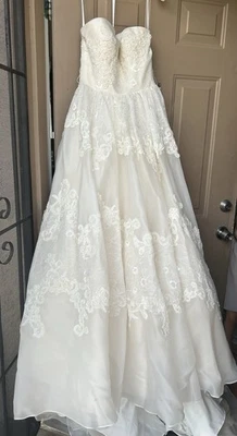 Melissa Sweet Bridal Wedding Dress Size 8, Never been Worn, Strapless With Lace - Image 1 of 4