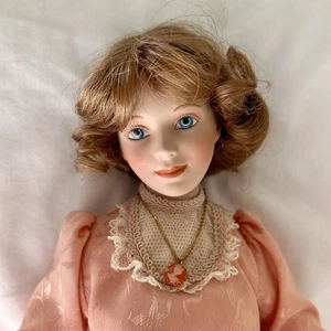 Haunted Puppe sehr aktiv Positive Spirit Merial 17 Jahre alt - Bild 1 von 7