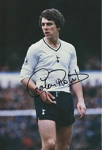 TOTTENHAM HAND SIGNED GRAHAM ROBERTS 12X8 PHOTO 2. - Picture 1 of 1