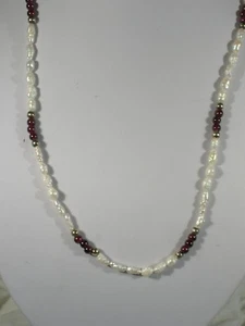 20" Pearl & Garnet Bead Necklace - Picture 1 of 2