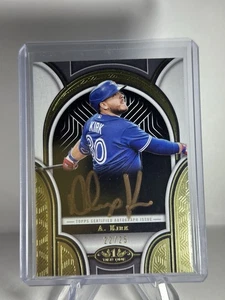 2023 Topps Tier One Prime Performers Gold Ink Auto Alejandro Kirk /25 Blue Jays - Bild 1 von 2