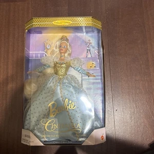 Barbie als Disney Cinderella aus Kinder Collector Series 1996 #16900 NRFB - Bild 1 von 6
