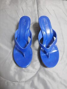 NWO Box Uggs Women's Wedges Shoes Royal Blue Color. Size: 10 0003TBBL4L