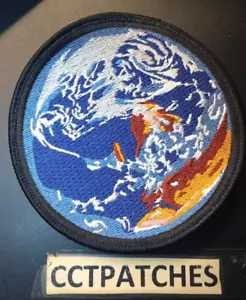 PARCHE TIERRA AZUL NUBES ROJAS VIENTO FUEGO - Imagen 1 de 2