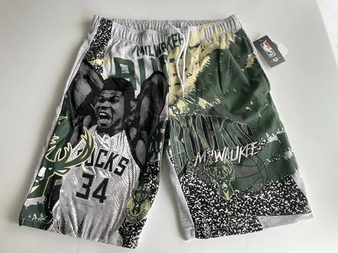 Giannis Antetokounmpo Shorts Milwaukee Bucks Medium M NWT NEW Unk Cover