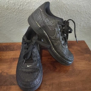 nike air force 1 size 4 y Black - Picture 1 of 11