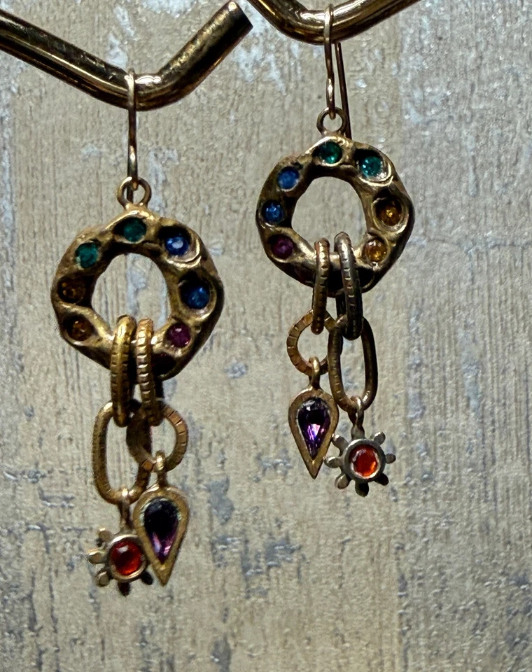 Pendientes colgantes Patricia Locke de cristal de Swarovski, dijes de lágrima y rayos de sol Foto 1 de 4