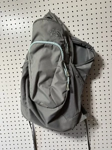 The North Face Pivoter backpack - Picture 1 of 5