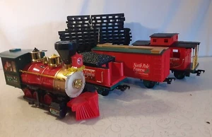 North Pole Express Train Set Scientific Toys LTD 2017 Gold Series - Picture 1 of 7