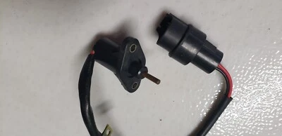 Sensor Ford Festiva 1988-1993 para válvula K5T59090 EGR, BECERRO. EMISIÓN Foto 1 de 4