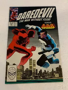 DAREDEVIL #257 NM MARVEL COMICS 1988 - COPPER AGE - VS. THE PUNISHER - Picture 1 of 2
