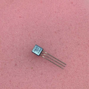 79L05ACP - MOTOROLA (-)5.0V 100mA Negative Voltage Regulator - Picture 1 of 1