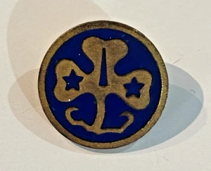Vintage Girl Scouts World Association Pin 9-684 Shamrock Trefoil Lapel Hat Pin - Picture 1 of 3