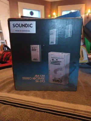 Receptor estéreo AM FM Soundic SR-370 de colección radio portátil Foto 1 de 2