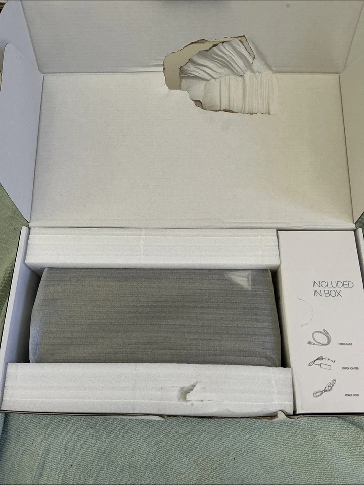 Unidad Asus Turbo USB 3.0 Externa 16x Grabadora Blu-Ray Mac/PC Modelo BW-16D1X-U NUEVA EN CAJA Foto 1 de 4