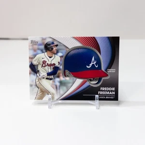 2022 Topps Freddie Freeman Commemorative Batting Helmet Card Atlanta Braves - Bild 1 von 4