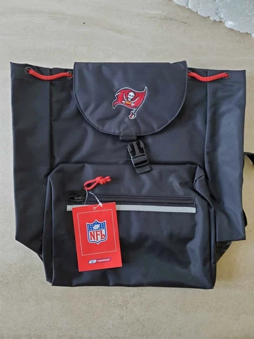 REEBOK NFL BACKPACK TOTE TAILGATE BAG 11x16x7" Tampa Bay Buccaneers Cover