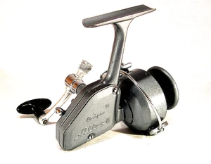 COMPAC ATLAS II SPINNING FISHING REEL - MADE IN JAPAN - Picture 1 of 10